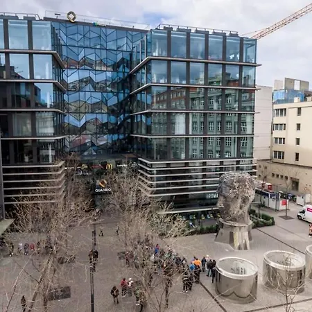 Apartment Exclusive Near Kafka's Head