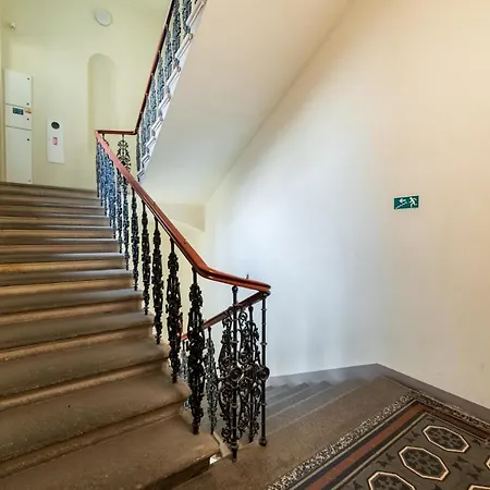 Exclusive Near Kafka's Head Appartement Praag